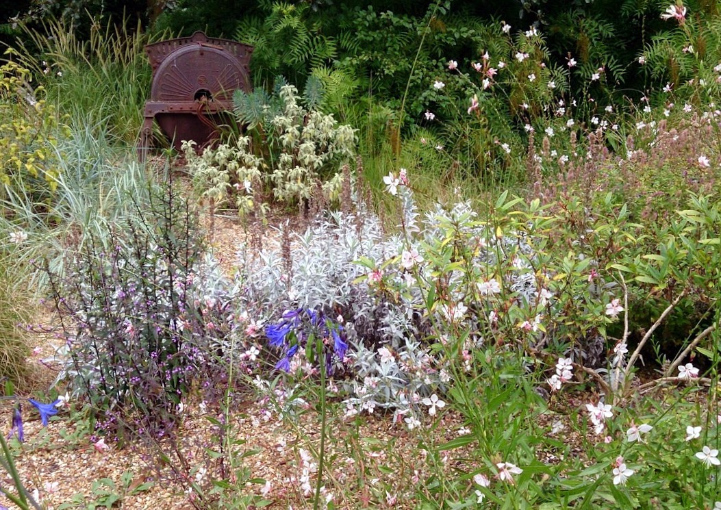 Knoll Gardens