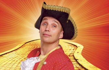 Why Panto is the Real Deal for Actor Robert Rees